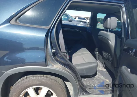 2012 Kia Sorento Lx из США, поврежденный, VIN 5XYKT3A12CG275408